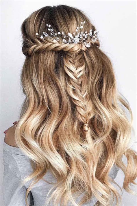 cute hairstyles for graduation pictures